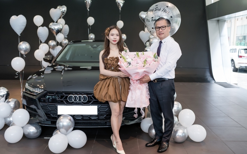 Khách hàng gần đây