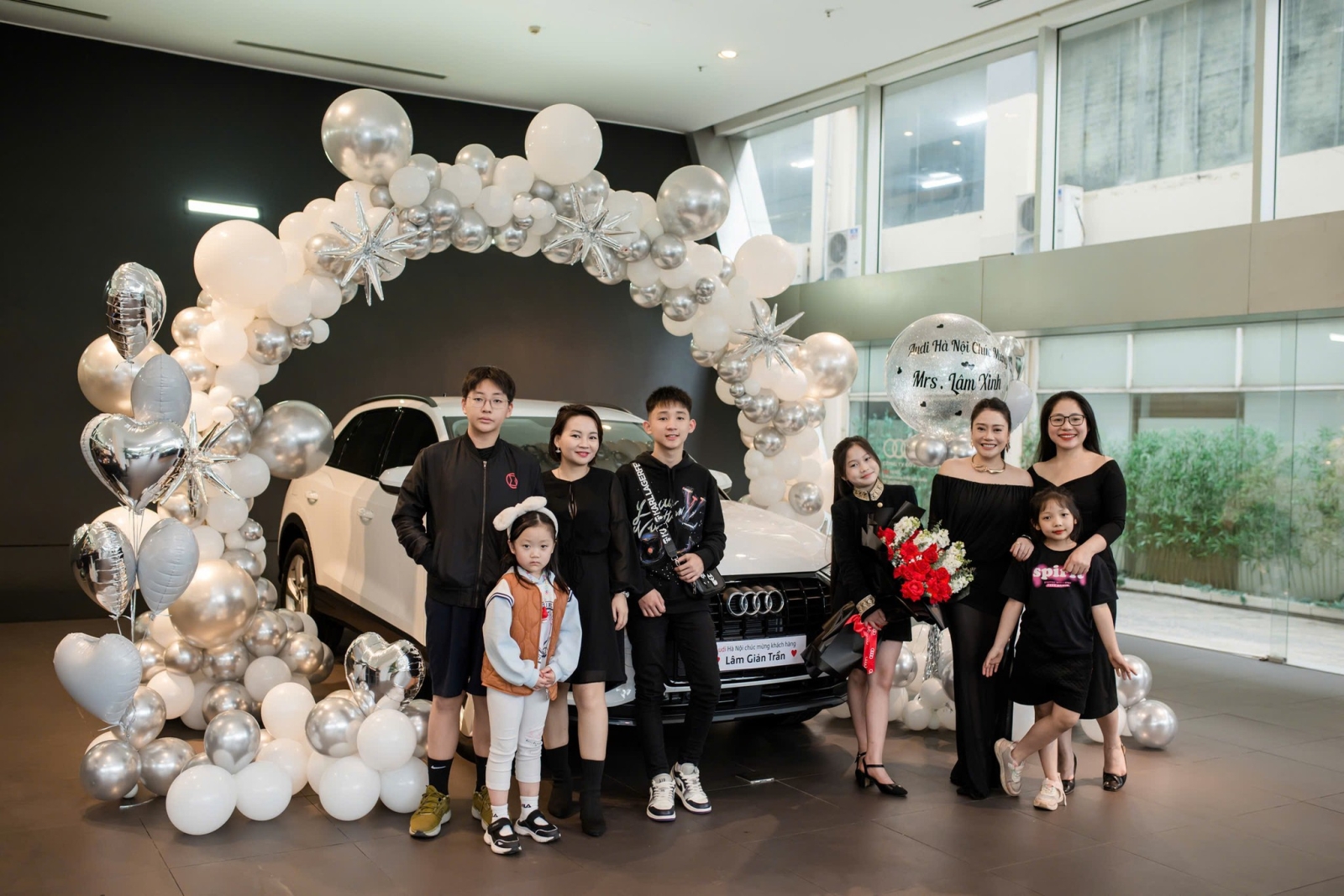 Audi Hà Nội hân hạnh khi được Quý khách tin tưởng lựa chọn Audi Q3  trở thành người đồng hành dịp đầu năm 