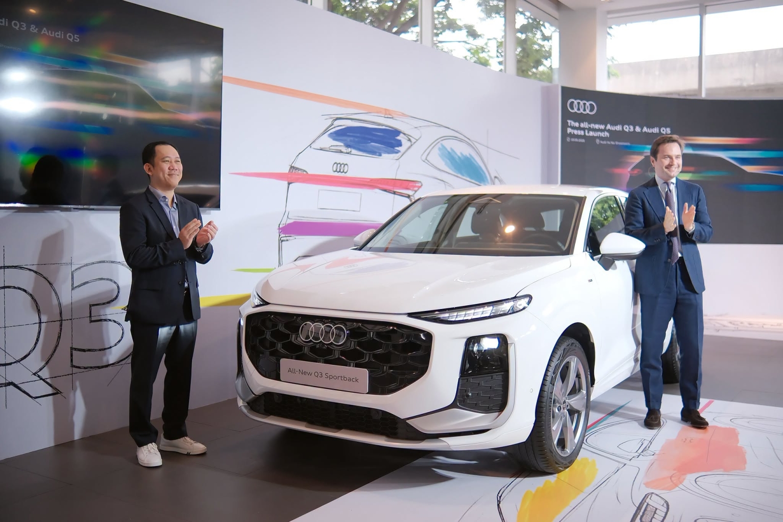 The new generation Audi Q3 and Audi Q5 have officially launched in Vietnam.