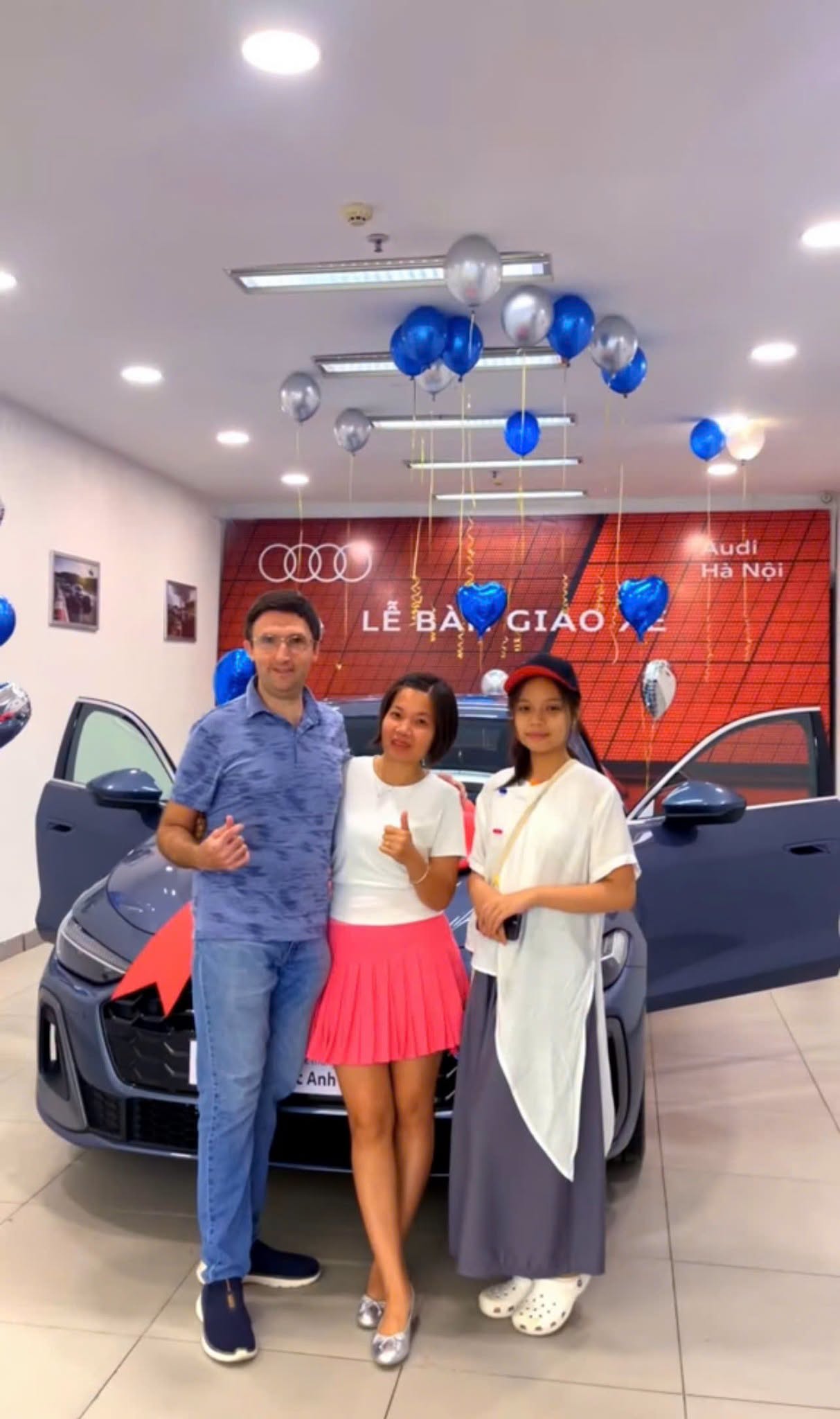 Một khoảnh khắc đặc biệt khi Audi A5 chính thức được bàn giao đến Quý khách hàng