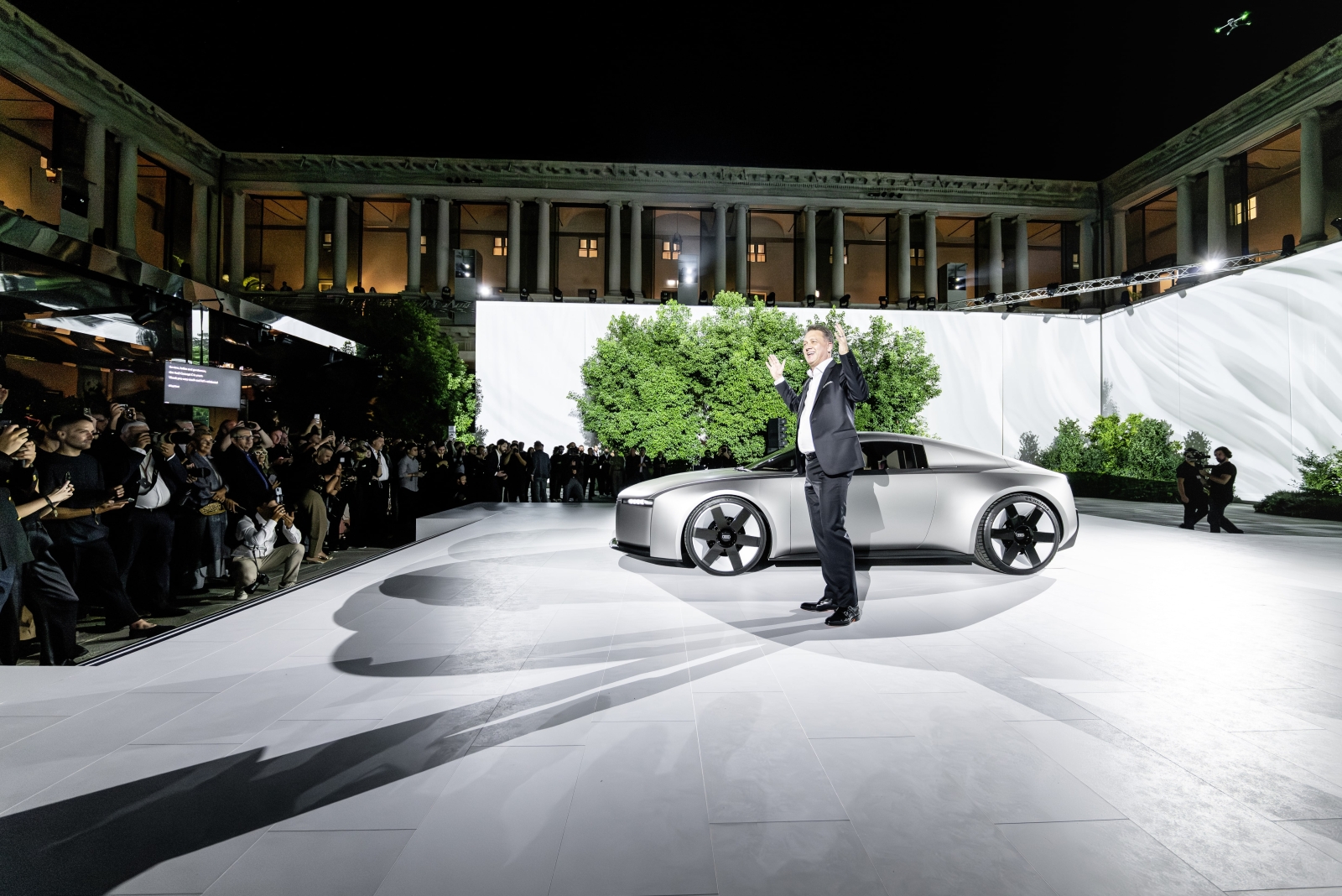 Khởi đầu mới tại Milan: Audi trình làng thiết kế mới